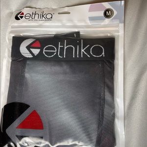 ethika Men (M)